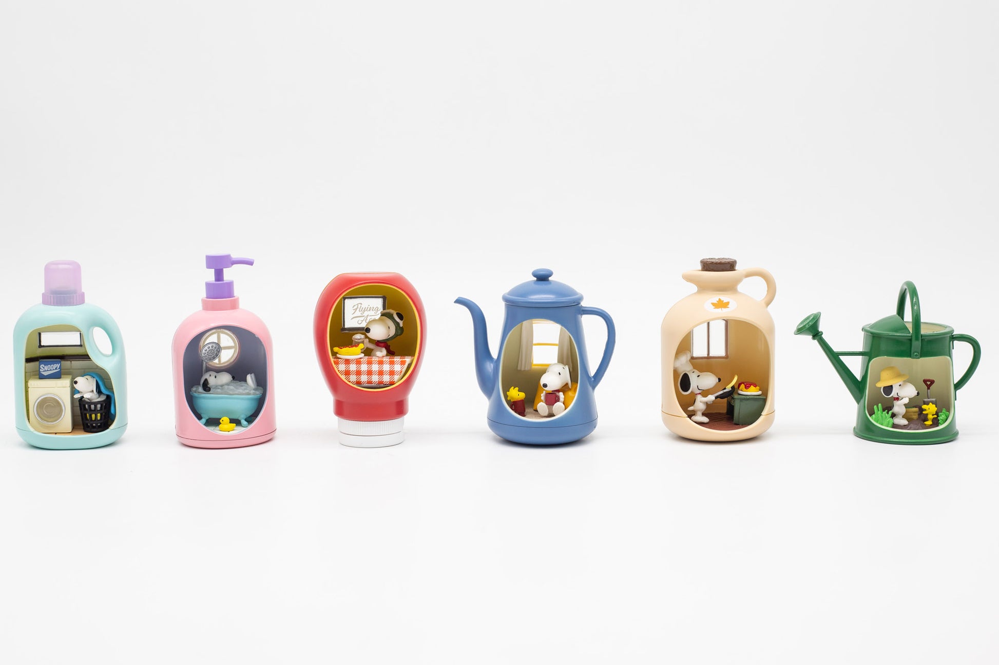 Snoopy life in a bottle blind box collectible figure